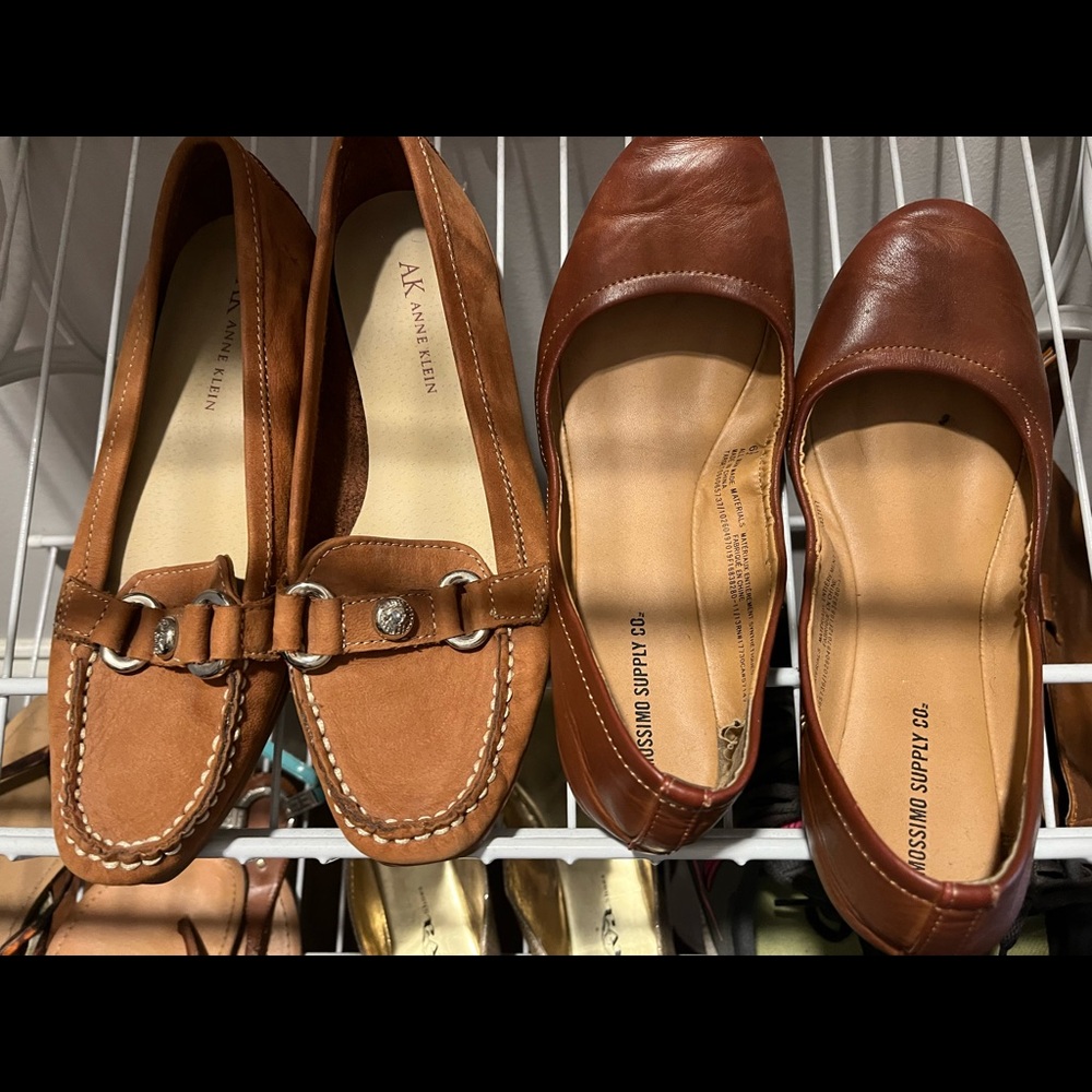 Shoes Bundle - Picture 2 of 3